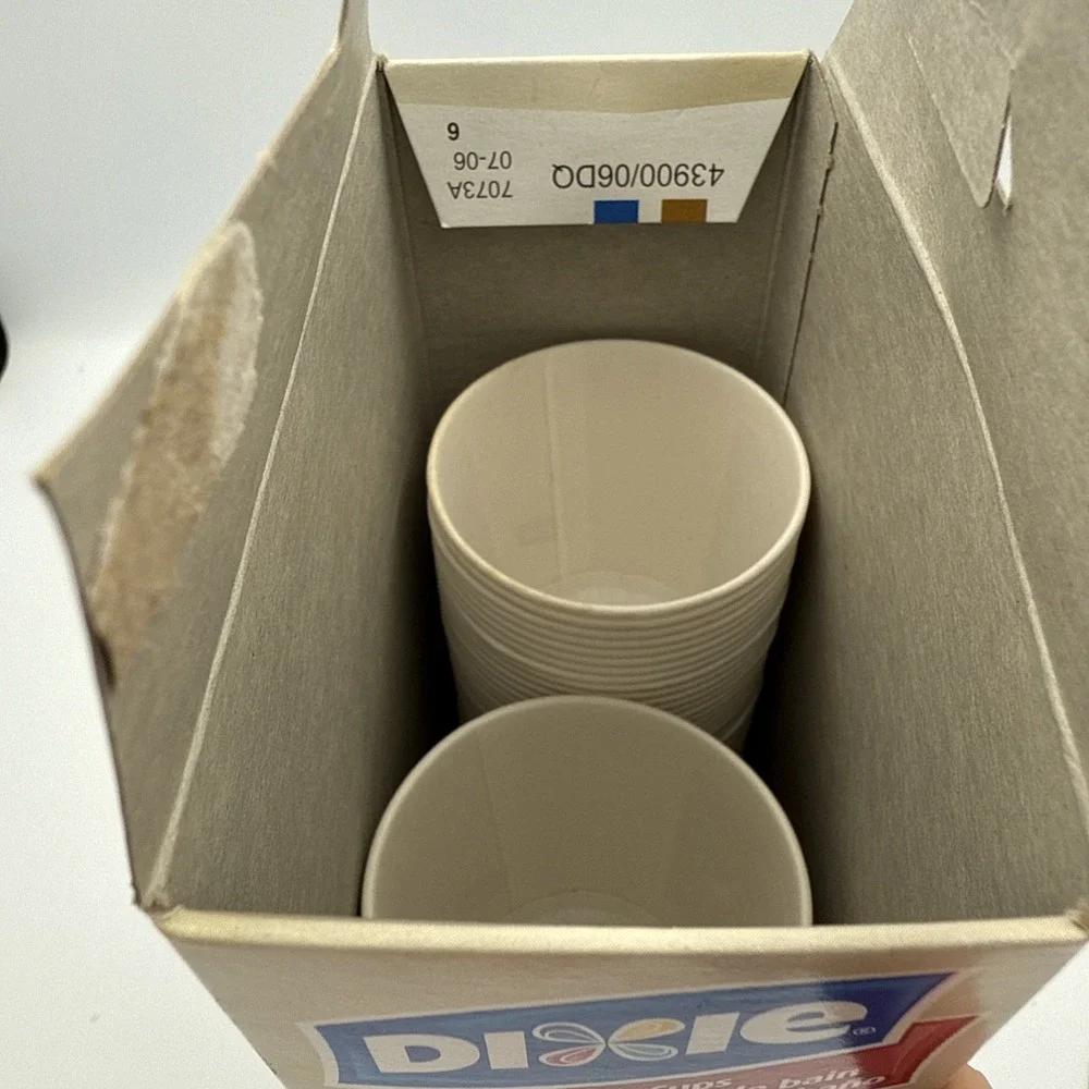 Dixie Bath Cups 3 oz - Estimated As‎ 150+ Cups Discontinued Doggies